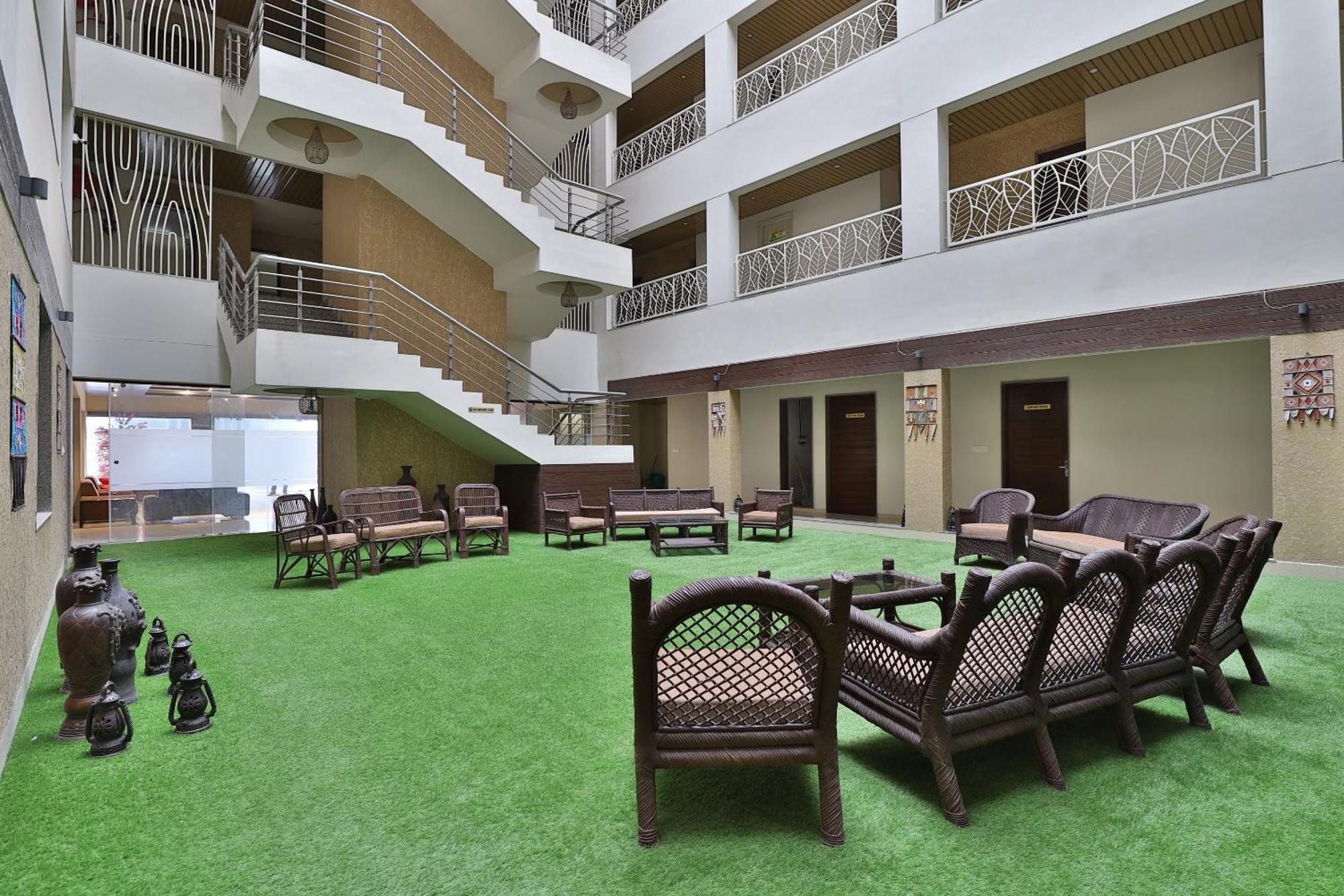 Atithi Resort Bharuch Exterior photo