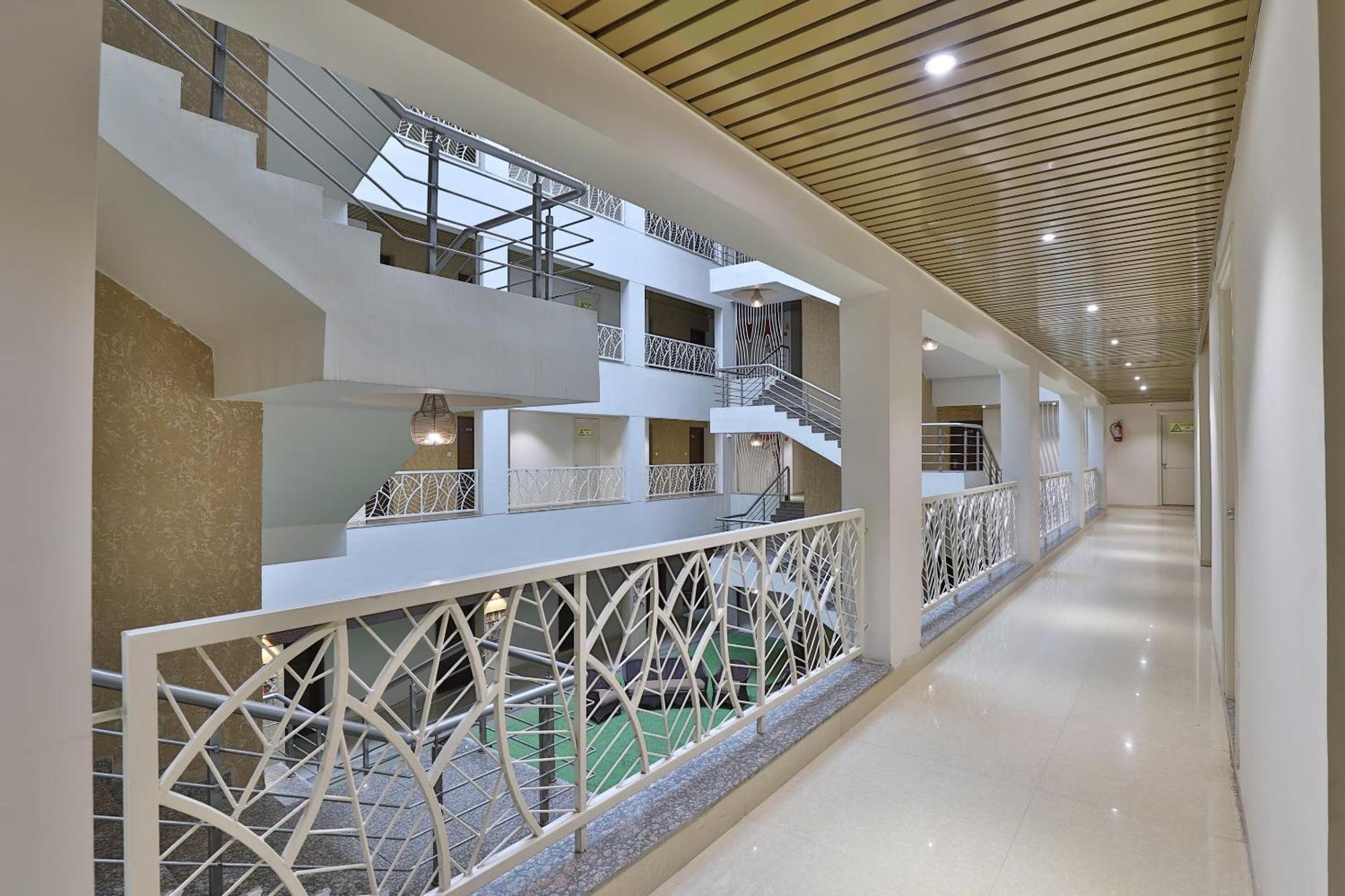 Atithi Resort Bharuch Exterior photo